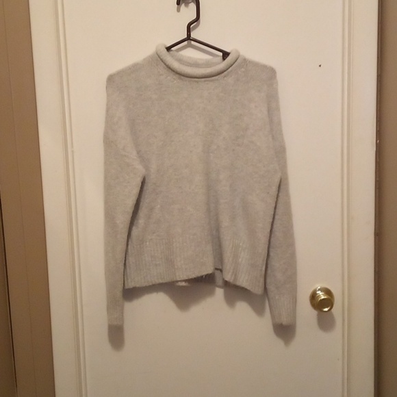 Madewell Tops - Madewell - Alpaca Wool Blend Grey Pull-Over Sweater - Size Medium